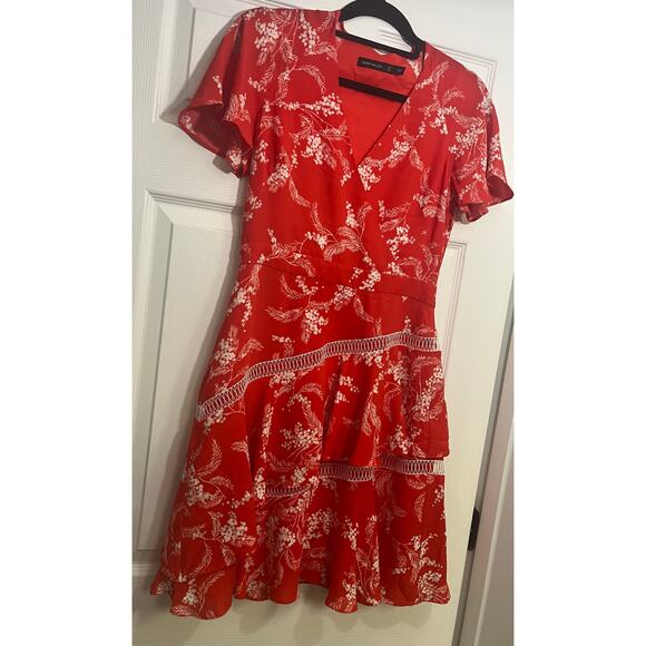 Karen Millen US 6 Ruffle Floral Fit-and-Flare Dress Tiered Lattice Red Vacation - Picture 4 of 11